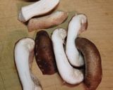 A picture of step 2 of Quick & Easy Shiitake Mushroom Stir-fry.