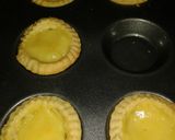 A picture of step 6 of Valentines meringue tarts.