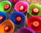 Foto del paso 1 de la receta: Frutillas bañadas en chocolate (inspiración: Como agua para Chocolate)