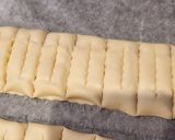 Foto del paso 4 de la receta: Mini trenzas de hojaldre rellenas de mermelada de calabaza con un toque de picante y queso brie