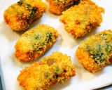 A picture of step 9 of Cheese-Flavored Fried Salmon and Spinach.