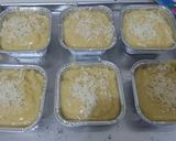 Foto langkah ke 5 dari resep Cheese Custard Muffin.