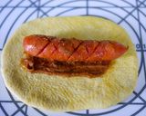 A picture of step 6 of Double Curry Wiener Sausage Bread with French Bread Dough.