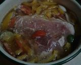 Foto del paso 1 de la receta: Chuletas de puerco a la cerveza con vegetales
