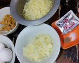 A picture of step 3 of Noodles Pan Kabab.