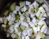 A picture of step 1 of Bottle gourd bhaji.