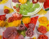 A picture of step 4 of Colorful Bouquet (Bó hoa đầy màu sắc).
