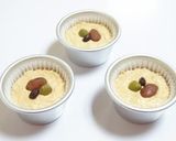 A picture of step 5 of Rich Kinako Cupcakes.