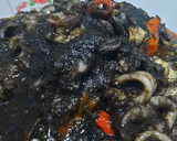 Foto langkah ke 3 dari resep Cumi Tinta Hitam Khas Jawa Timur.