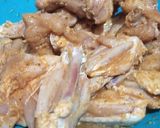 A picture of step 2 of Chicken spicy wings.