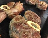 Foto del paso 3 de la receta: Osobuco breseado + risotto de remolacha