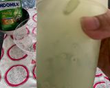 Foto langkah ke 4 dari resep Matcha Latte Ice Shaken.