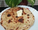 A picture of step 6 of Radish Leaves Paratha.