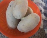 A picture of step 1 of Potato wedges.