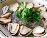 Hình bước làm 3 của món Bánh canh nấm rơm