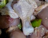 Foto langkah ke 1 dari resep Ayam Goreng Kremes.