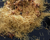Foto del paso 7 de la receta: Fideuà de pato y dátiles medjol, con un delicioso sofrito
