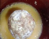 A picture of step 5 of Egg roll.