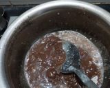 A picture of step 1 of Ragi Sukhdi.