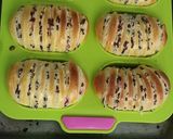 Foto langkah ke 5 dari resep Roti coklat.