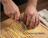 Foto del passaggio 2 della ricetta Tagliatelle al Caviale Rosso