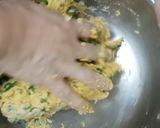 A picture of step 3 of Thepla.