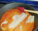 Foto del paso 4 de la receta: Caldereta de lenguado con langostinos y almejas