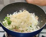 A picture of step 5 of Veg noodles spring rolls.