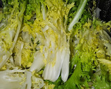Foto del paso 2 de la receta: Bacalao a la plancha con escarola