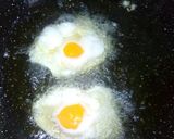 Foto del paso 4 de la receta Huevos rotos con jamón muy fácil