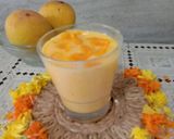 A picture of step 2 of Cool cool mango lassi.