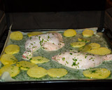 Foto del paso 4 de la receta: Pollo al horno al vino blanco