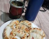 Foto del paso 3 de la receta: Medialunas con tapa de tarta🥐