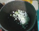 Foto langkah ke 2 dari resep Fusilli bolognese.
