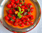 Foto del paso 3 de la receta: Tomatitos cherry en rama confitados