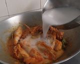 Foto langkah ke 4 dari resep 202. Gulai Ayam bumbu kelapa gongseng-Medan.