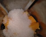 A picture of step 3 of Mango juice 🥭.