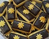 Foto langkah ke 5 dari resep Chocolate stick cookies.