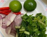 รูปขั้นตอนการทำที่ 2 ของ ยำหมูยอ