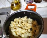 صورة لخطوة 1 من وصفة غراتان الباذنجان والدجاج