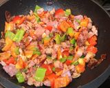 Foto del paso 2 de la receta: Empanada mixta de carne y atún