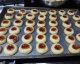 Foto del paso 4 de la receta: Galletas de mantequilla con diferentes decoraciones
