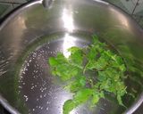 હર્બલ ટી (Herbal tea recipe in gujarati) રેસીપી સ્ટેપ2ફોટો