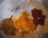 कांदा भजी (kanda bhaji recipe in marathi) रेसिपी स्टेप 2 फोटो 