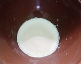 A picture of step 1 of Pizza Bombs.