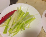 Foto del paso 3 de la receta: Codillo con verduras a la cerveza