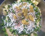 A picture of step 8 of Moraiya Farali Vada.