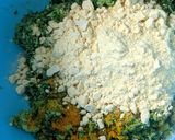 A picture of step 4 of Spinach broccoli Chilla.