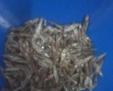 A picture of step 1 of Chillieinfused omena wet fry with stirfried vegs @ugali#pmakers.