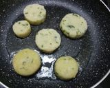 A picture of step 7 of Ragda pattice.